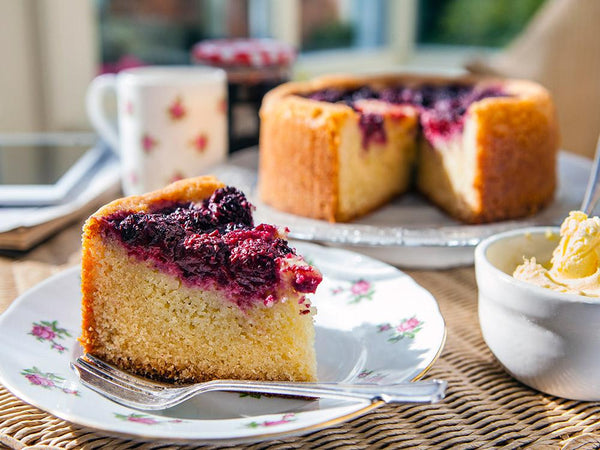 Meg Rivers Cake Club Subscription